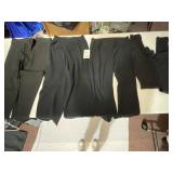 ASSORTED WOMENS LEGGINGS AND PANTS, INCLUDES HUE,