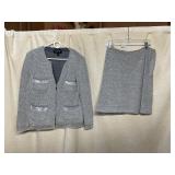 ST. JOHN COUTURE KNIT SUIT, JACKET W/ SEQUIN