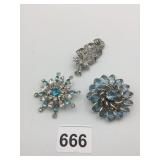 METAL BROOCHES, MARCASITE RIBBON SPRAY, BLUE