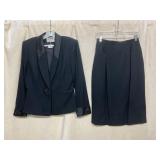KASPER FOR A.S.L. TWO-PIECE SUIT, BLACK WOOL,