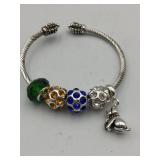 METAL TWISTED CABLE BRACELET, MULTICOLOR CRYSTAL