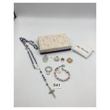 CREED VTG RELIGIOUS JEWELRY SET, INCLUDES BLUE