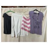 LAUREN CONRAD FLORAL APPLIQUE TOP, LIZ SPORT