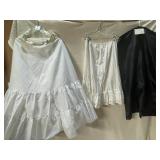 MERRY MODES BRIDALS NYLON CRINOLINE SLIP, SIZE