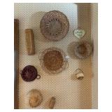 ASSORTED WICKER BASKETS, VARIOUS SIZES AND