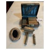 KAMPFE BROS. STAR SAFETY RAZOR, NICKEL-PLATED, W/