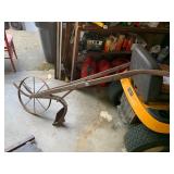 VTG HAND-PUSHED GARDEN PLOW, METAL WHEEL, WOODEN