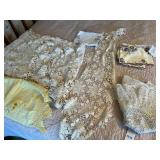 VTG TEXTILES, ASSORTED TABLE LINENS, CROCHETED