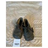 PR VTG LEATHER INFANT BOOTS, LACE-UP STYLE, WORN.