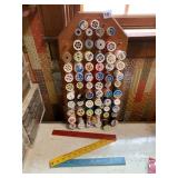 VTG WOODEN WALL-MOUNTED THREAD RACK, HOLDS