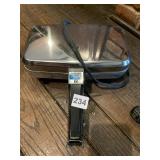 VITANTONIO PIZZELLE CHEF, CHROME EXTERIOR, DUAL