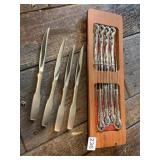 CARVEL HALL STAINLESS STEEL STEAK KNIFE SET,