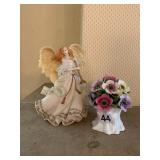 AYNSLEY FINE BONE CHINA FLORAL ARRANGEMENT, HAND