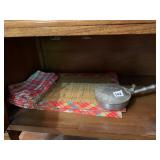 EVERLAST FORGE ALUMINUM SERVING DISH, BAMBOO