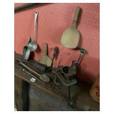 VTG KITCHEN TOOLS, CAST IRON CLAMP-ON GRINDER,