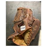 SEARS ROEBUCK LEATHER BASEBALL GLOVE, PRO STYLE