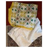 VTG QUILTED COVERLET W/ YELLOW RUFFLED TRIM,