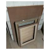ASSORTED DECORATIVE PICTURE FRAMES, WOOD AND GILT
