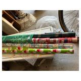 CHRISTMAS GIFT WRAPPING PAPER ROLLS, ASSORTED