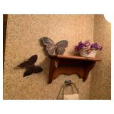 VTG WOOD WALL SHELF, SCALLOPED APRON, WHEAT