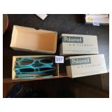 POLAROID MODEL 729 3-D VIEWERS, PR, W/ ORIGINAL