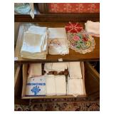 VTG LINENS, ASSORTED NAPKINS, TABLECLOTHS,