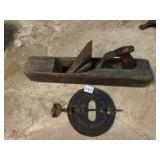 VTG WOODEN JACK PLANE, CAST IRON REVERSIBLE STEEL