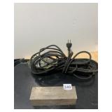 PORTABLE WORK LIGHT W/ CAGE, METAL BLOCK.