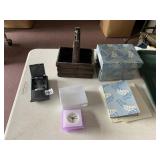CRICKET QUARTZ CLOCK, FOLDING AM/FM RADIO,