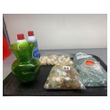 GREEN GLASS VASE, ASSORTED DECORATIVE GLASS