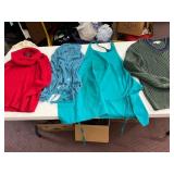 BANANA REPUBLIC V-NECK SWEATER, FADED GLORY