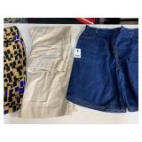 JH COLLECTIBLES DENIM SHORTS, STYLE & CO TOBACCO