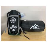 VINSON MASSIF WEAR SLEEPING BAG, BLACK AND GREEN,