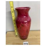 ART GLASS VASE, RED AND PINK SWIRL PATTERN,