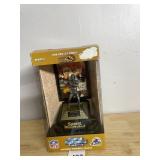 SPORTS CHAMPIONS BRETT FAVRE FINE PEWTER FIGURE,