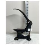 CAST IRON RIVETER