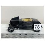 DANBURY MINT 1932 FORD DEUCE HIGHBOY, DIE-CAST