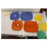 ASSORTED CERAMIC PLATES, INCLUDES MULTICOLORED