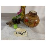 DECORATIVE GOURD VESSEL, HAND-PAINTED FIGURAL