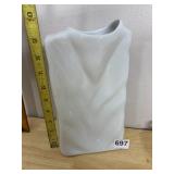 ESCHENBACH BAVARIA PORCELAIN VASE, WHITE,