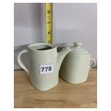 STONEWARE TEAPOT AND SUGAR BOWL, SPECKLED CREAM