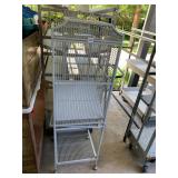 METAL BIRD CAGE, ARCHED TOP, REMOVABLE TRAY,
