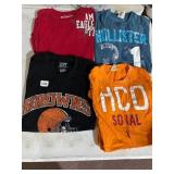 ASSORTED T-SHIRTS, INCLUDES AMERICAN EAGLE,