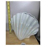 SHELL SHAPED VASE, IRIDESCENT FINISH, RIBBED