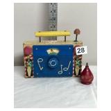 JACK N JILL WOODEN TOY RADIO, SPINNING TOP,
