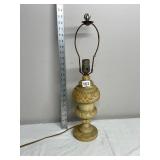 ALABASTER TABLE LAMP, URN-SHAPED BASE, CARVED