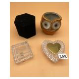 ASSORTED DECORATIVE ITEMS, INCLUDES OWL PLANTER,