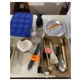 ASSORTED KITCHEN TOOLS, INCLUDES POWER CHOPPER,