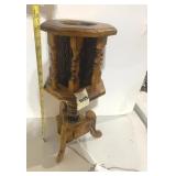 WOODEN PEDSTAL STAND, SPINDLE LEGS, CORDED