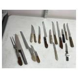 ASSORTED KITCHEN KNIVES, INCLUDES BARLOW,